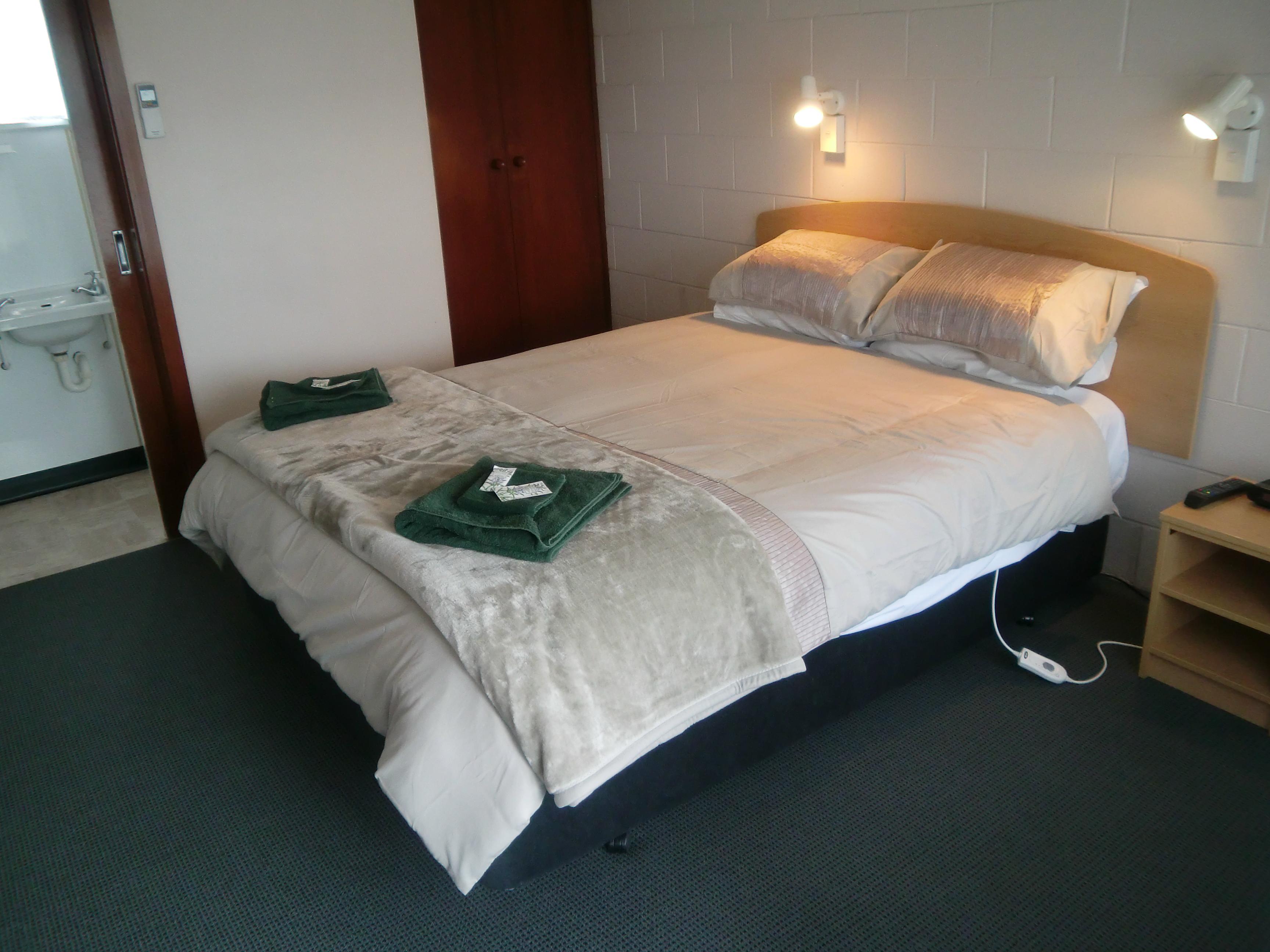 Ocean Beach Hotel Motel Unit