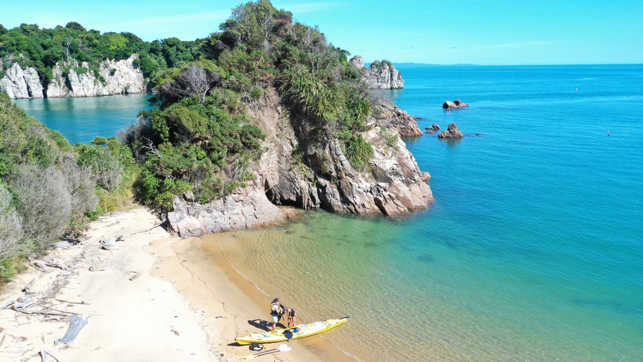 Little Tata Beach, Golden Bay 