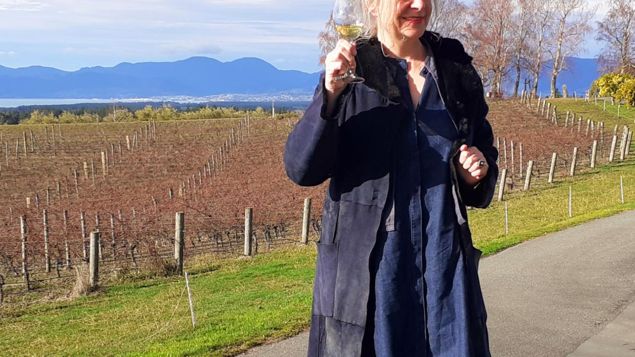 Kirsten is also passionate about New Zealand wine and has written a book about the subject.