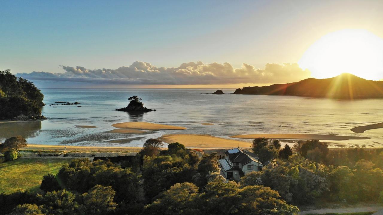 Torrent Bay Lodge