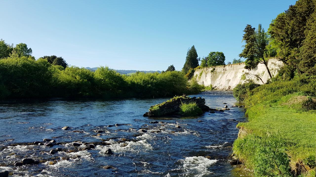 Direct River access, for swimming, fishing and nature walks