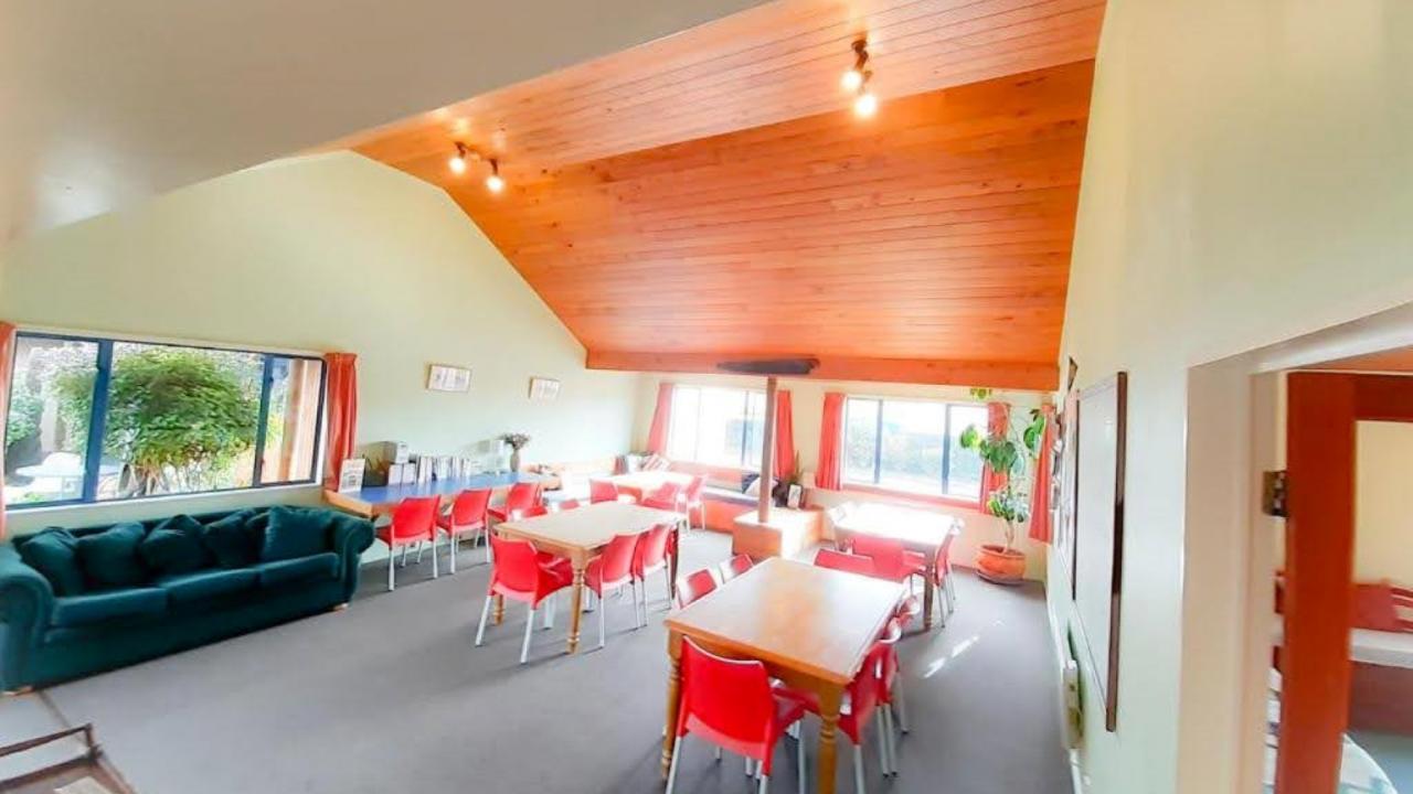 Dining Room Golden Fern Backpackers