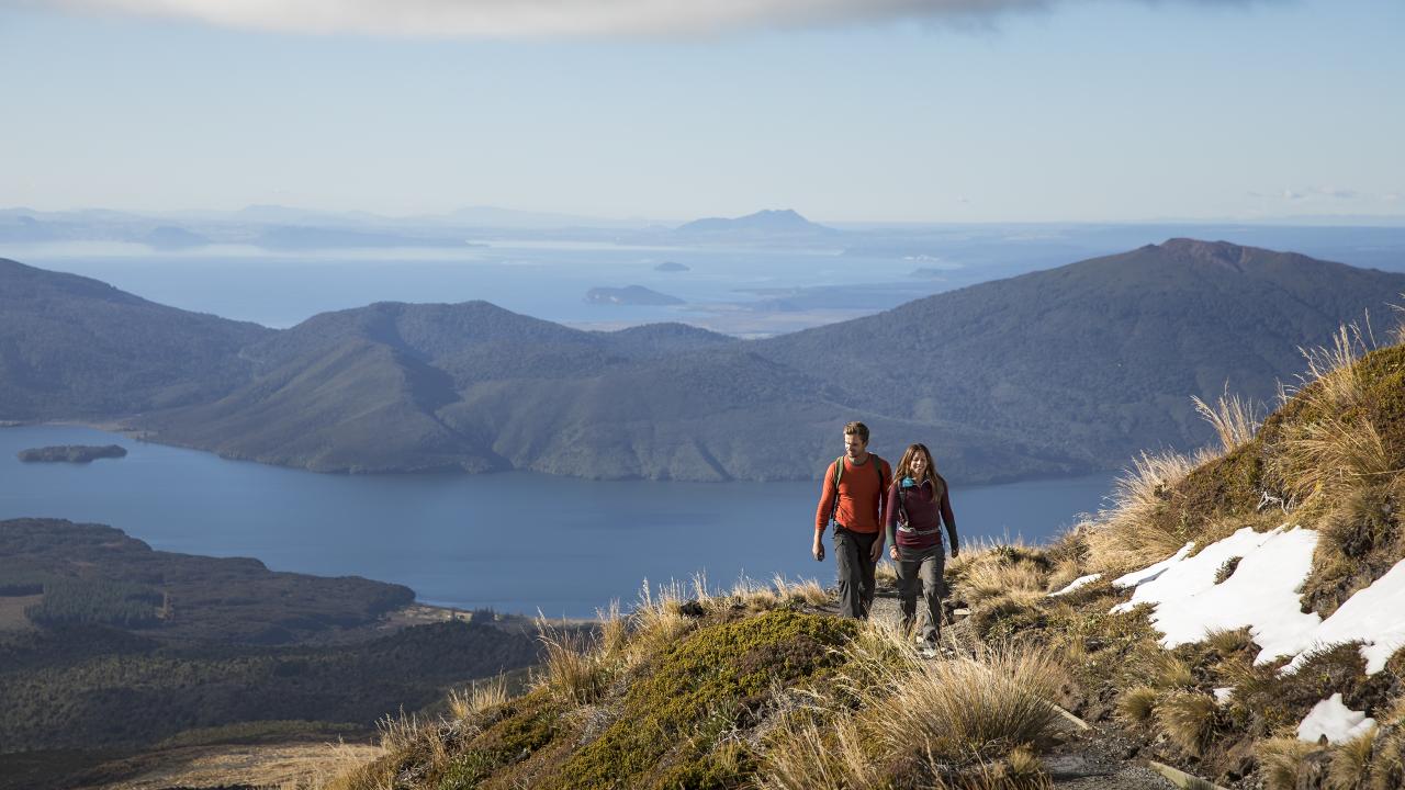 Scenic views of the Tongariro Alpine Crossing