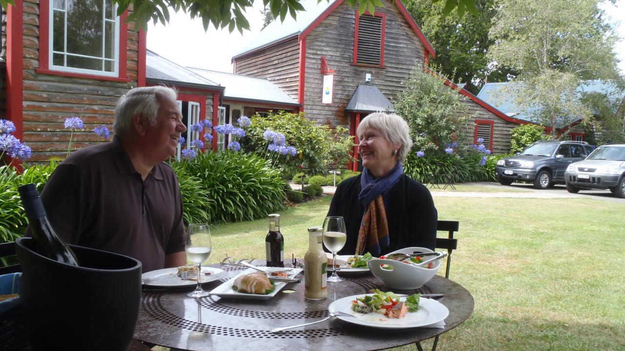 Picnic lunch at Neudorf