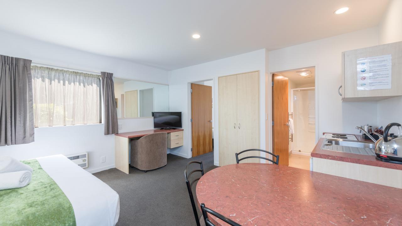 1 Bedroom Family Unit