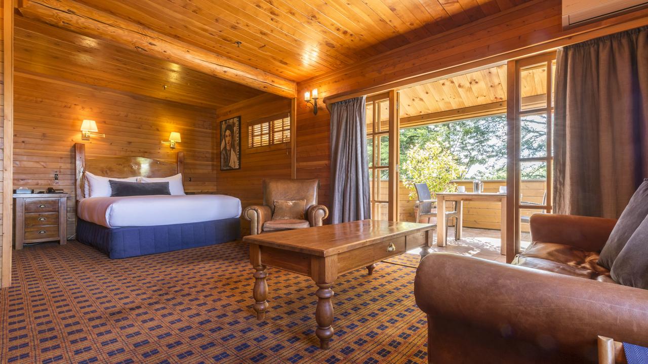 Hotel Suite
