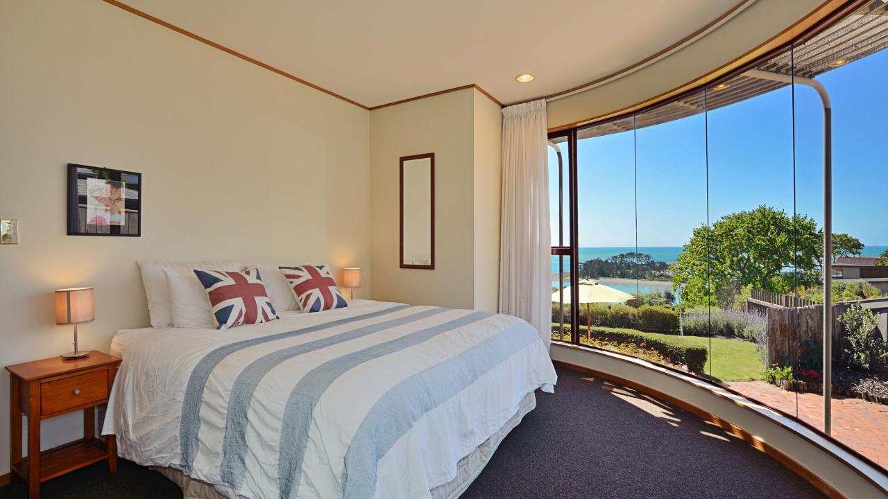 Master bedroom with super king bed
