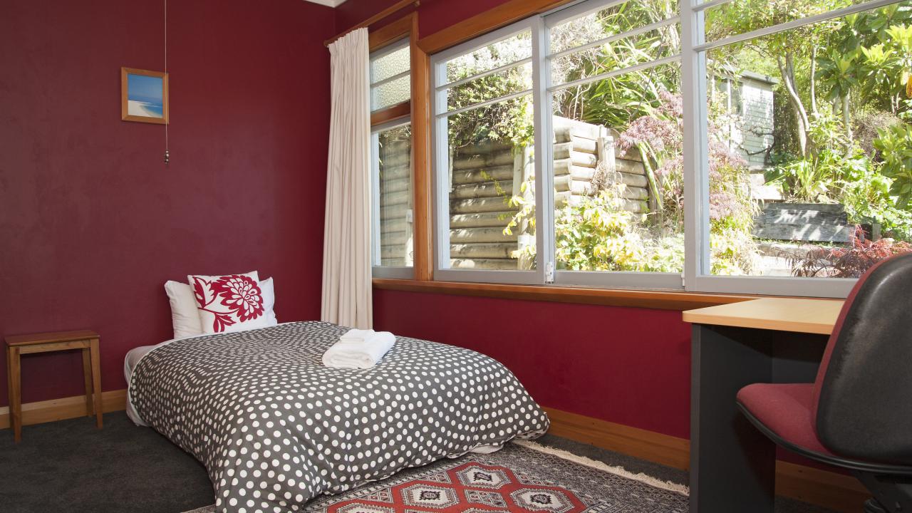 Bedroom 4/study with king single sofa bed

