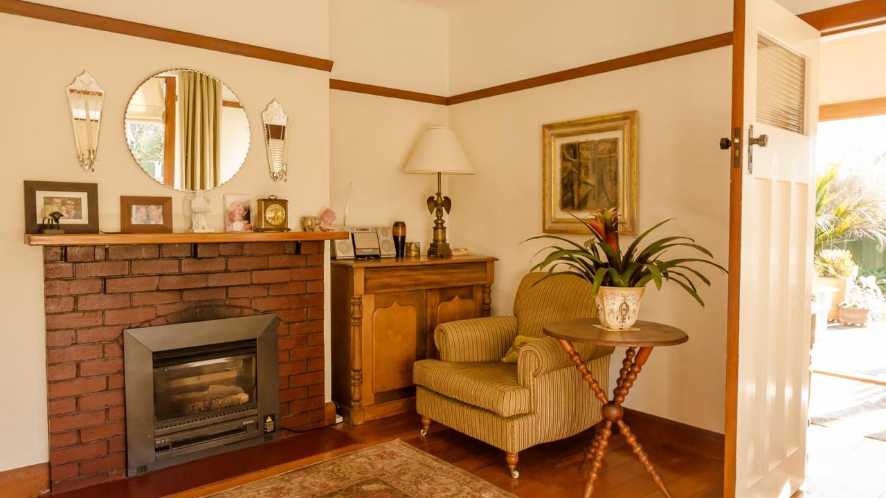 Living area with gas fireplace

