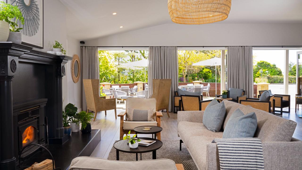 Guest Lounge