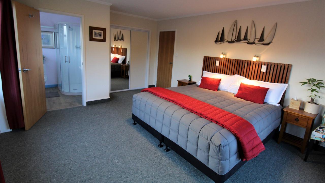 Heron Room with ensuite