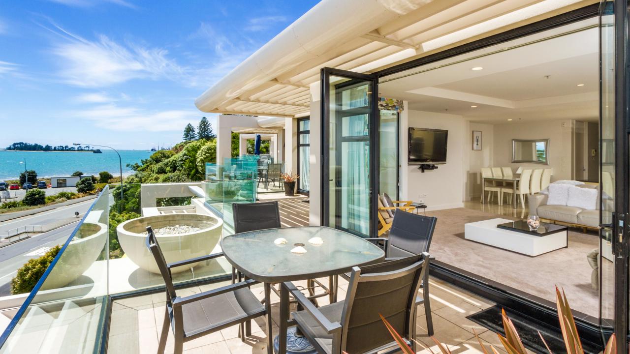 Outdoor dining with sea views
