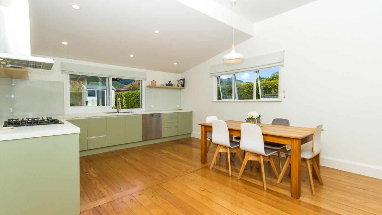 Sunny, large & modern kitchen