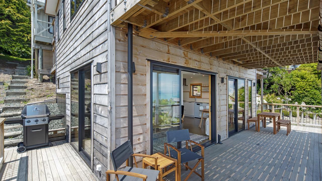 Outdoor dining and BBQ area.