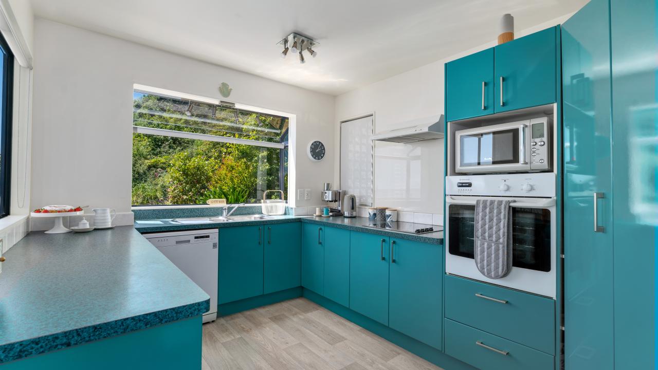 Fully-equipped Kitchen