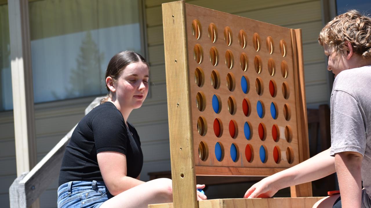 Beat your family at Giant Four Square
