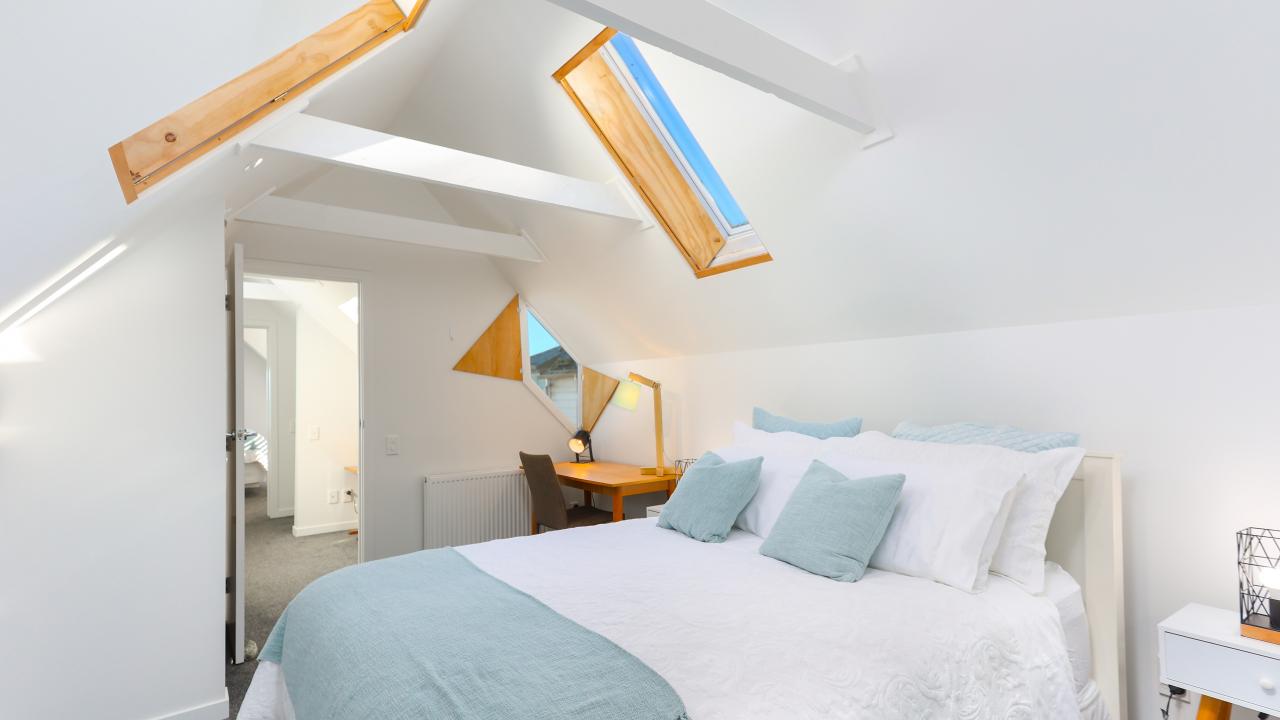 Bedroom 1 with Queen bed