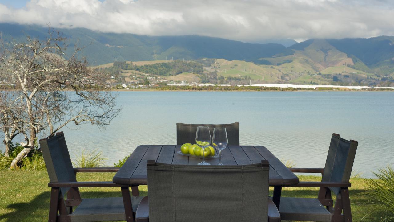 Outdoor dining at its best.