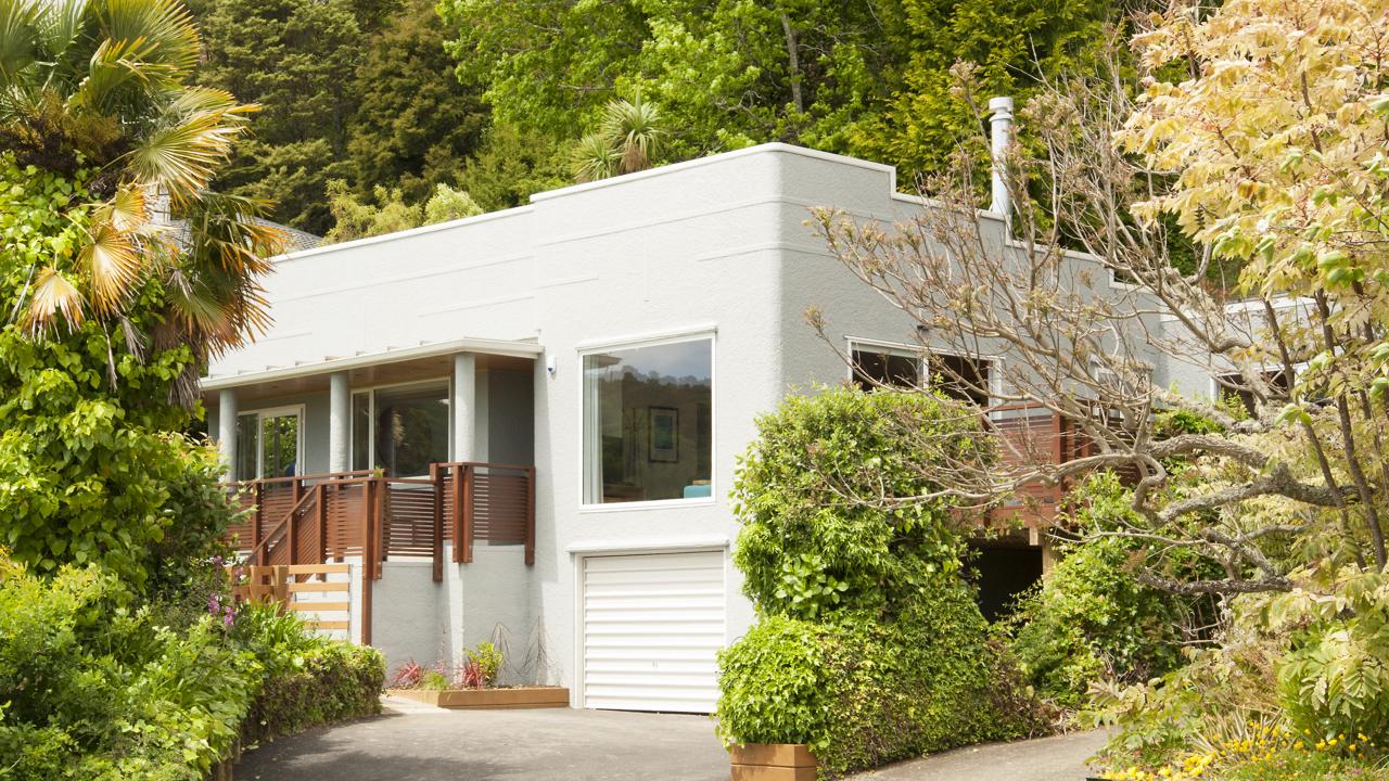 City Escape - Stunning Nelson Getaway.