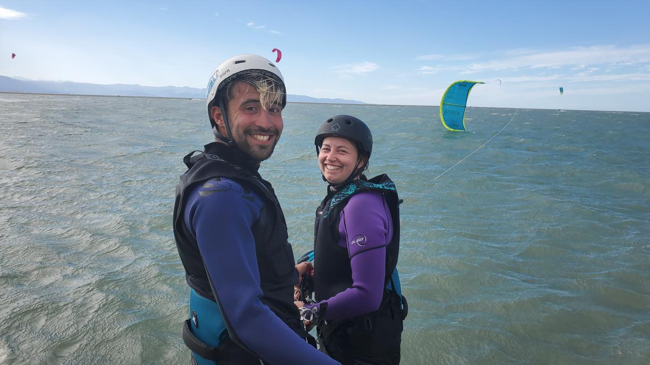Kitesurfing lessons with Kitescool / Nelson