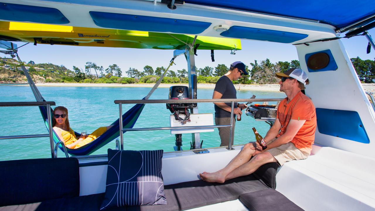 Private Day Sailing Tours - Good times with good friends.