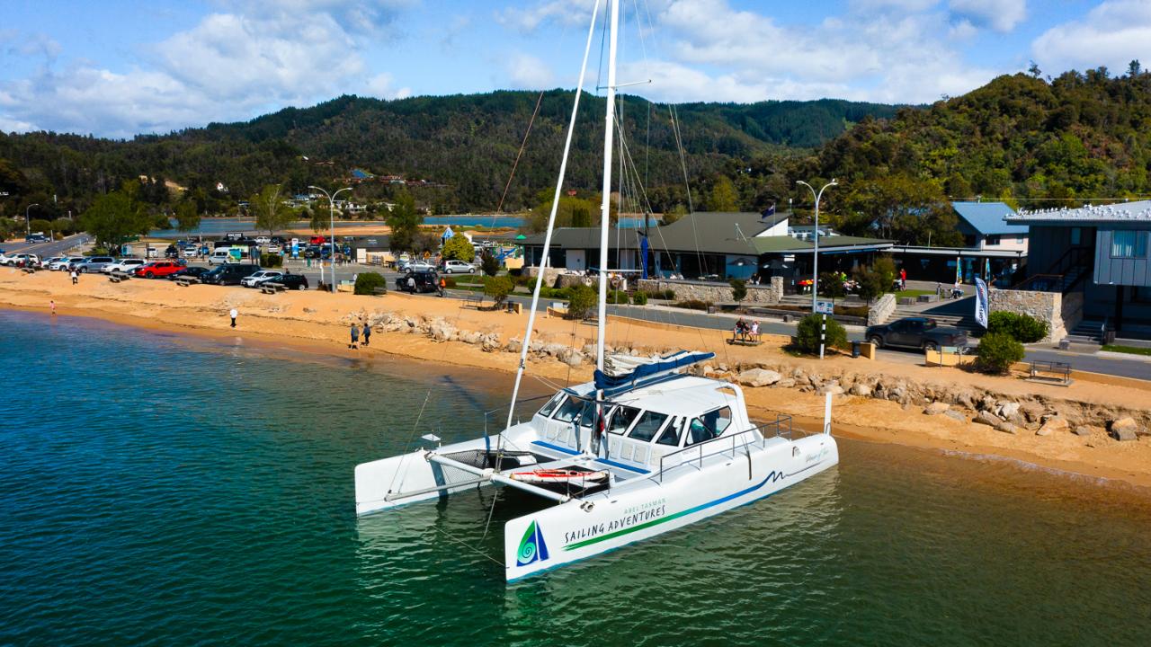 Kaiteriteri Beach departure. 