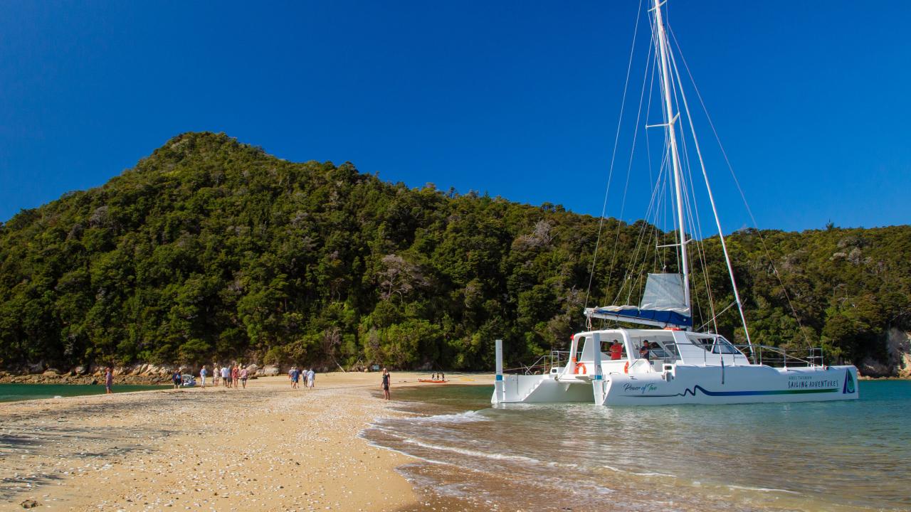 Relax and explore secluded beaches in the Abel Tasman National Park. 