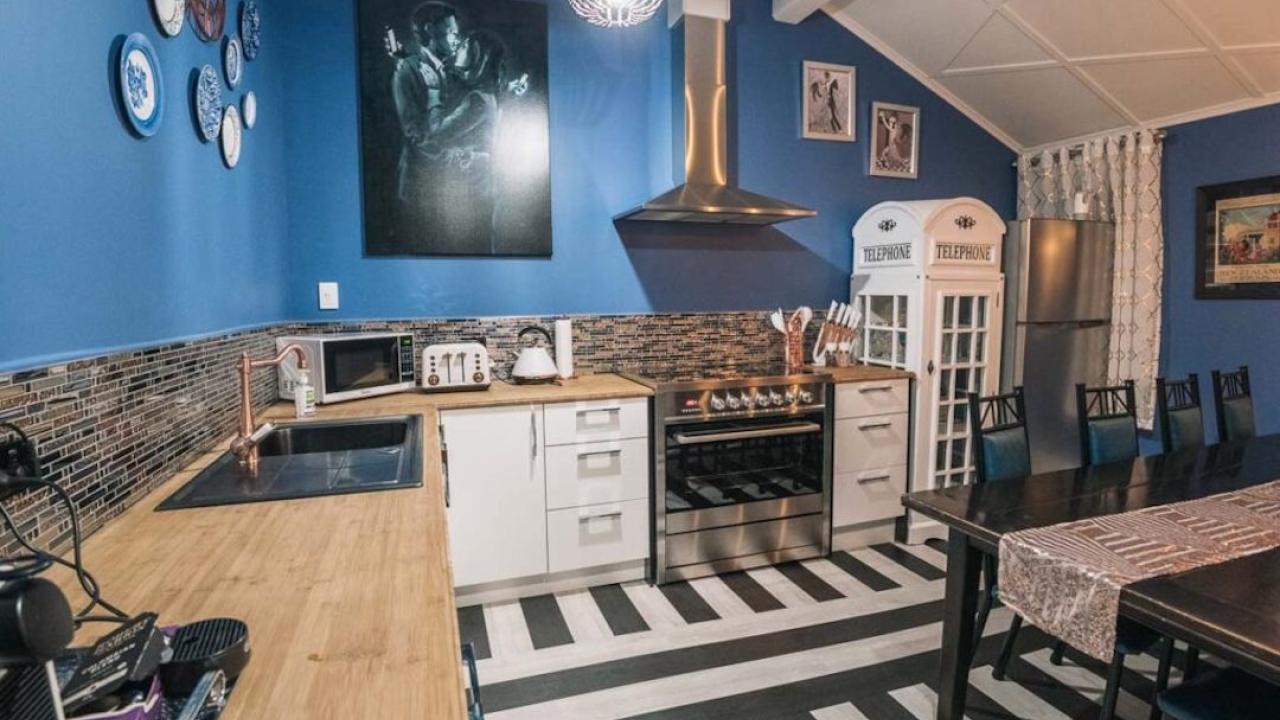Beautiful main kitchen-dining in the West-Wing. (Also a second fully-equipped Kitchen-Dining in the East-Wing.)