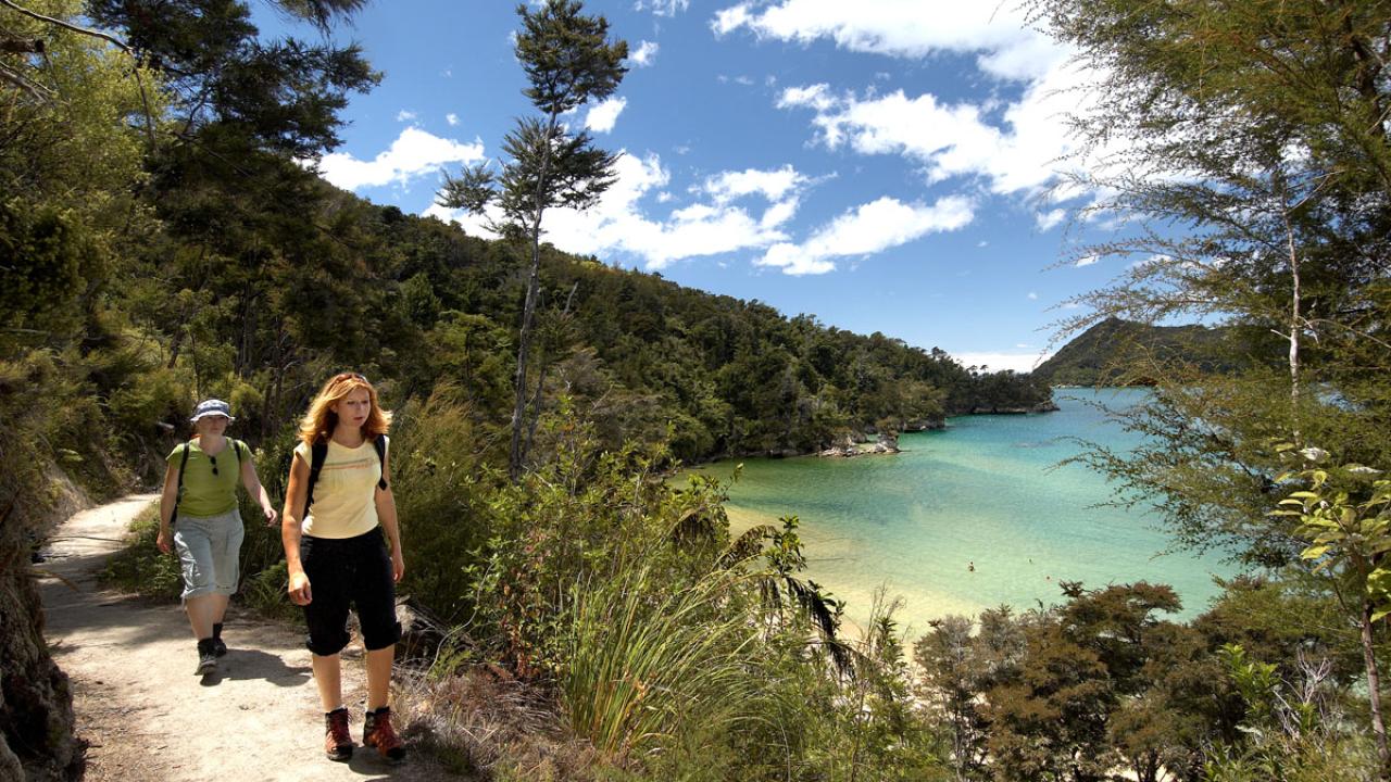 Abel Tasman Coastal Track, Astrolabe walk