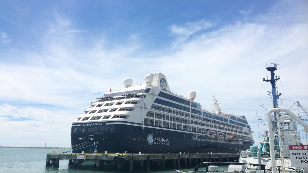 Cruise Ship in Nelson Harbour