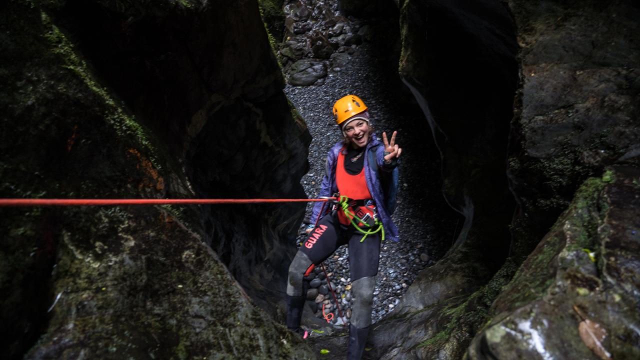 Abseiling into Dry Chasm aka Blue Creek