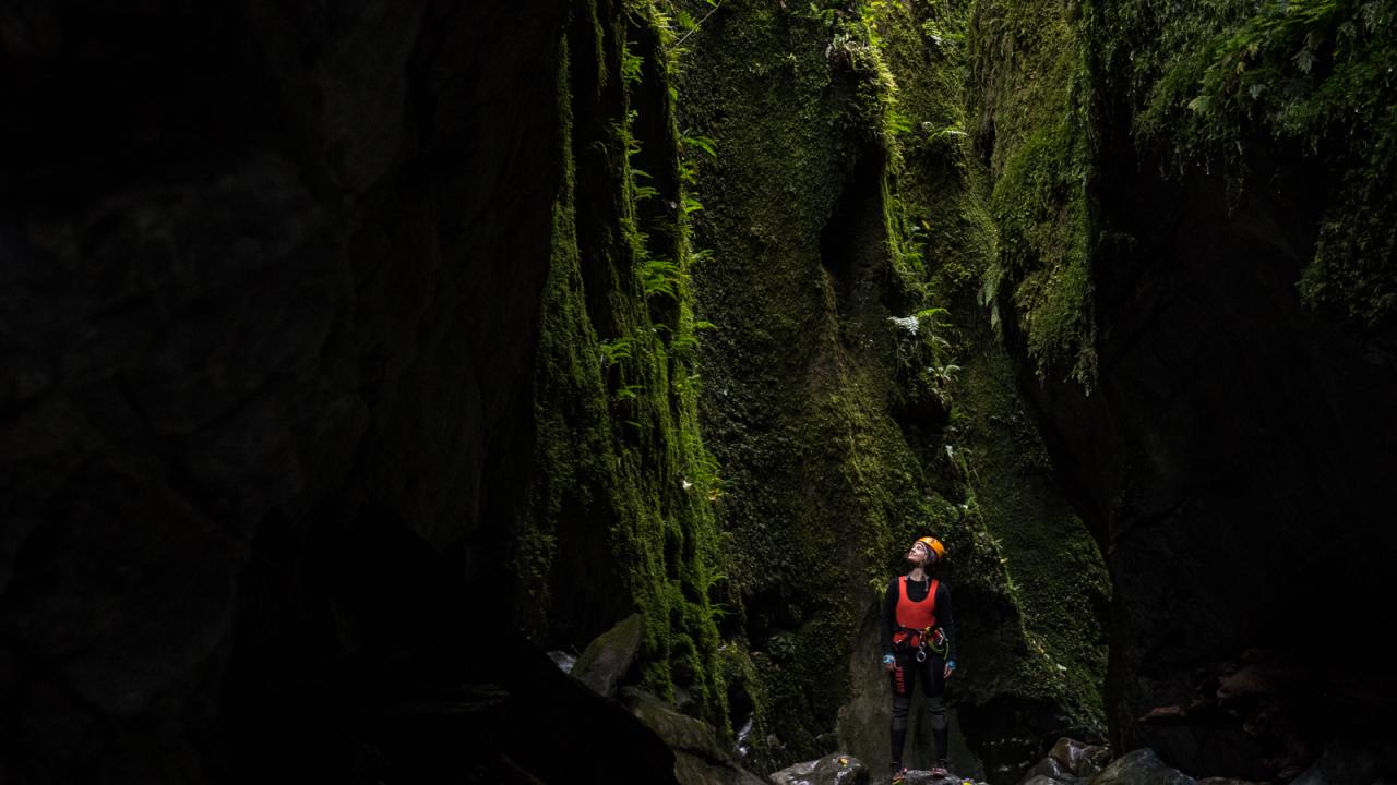 Stunning views into Dry Chasm aka Blue Creek