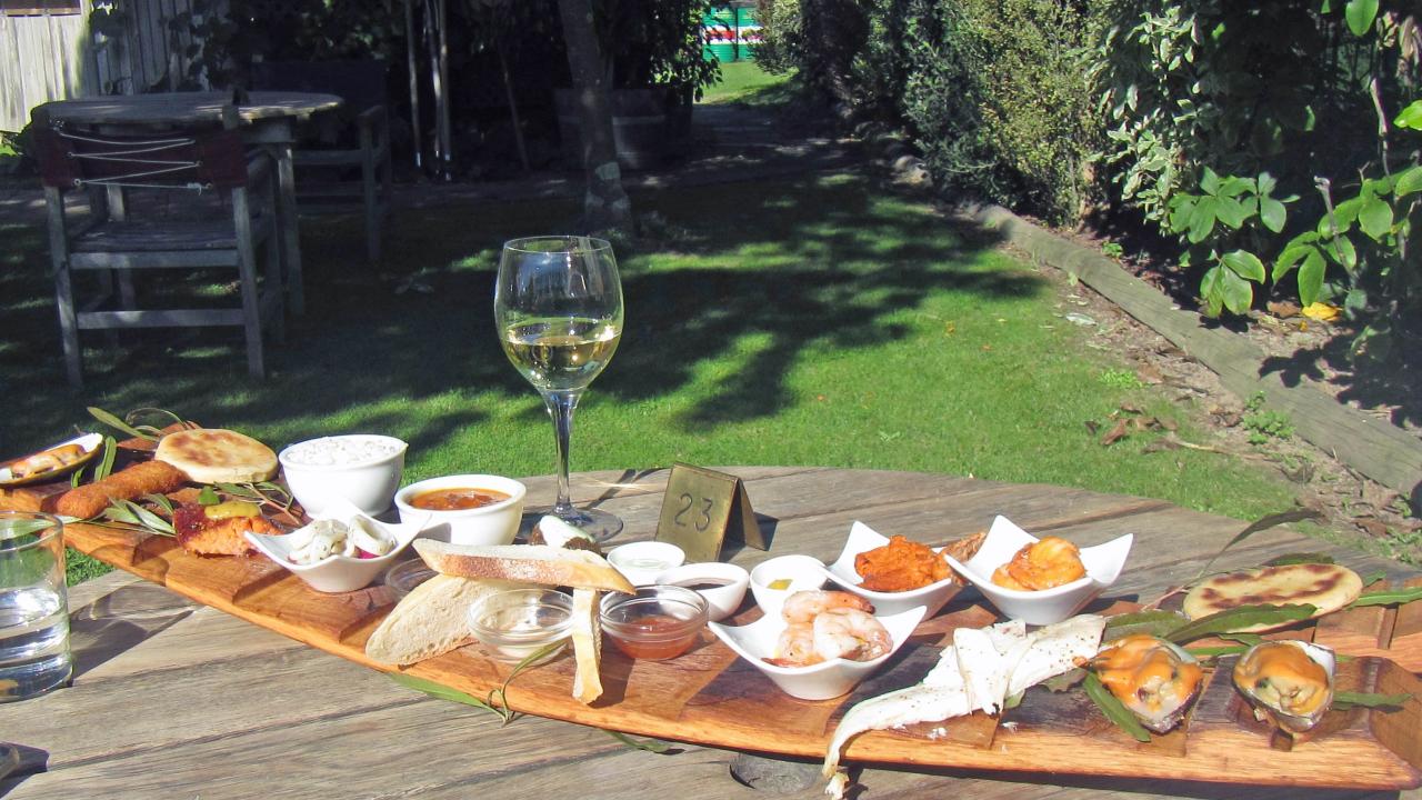 Vineyard cafe Tasting Plate on the Trail