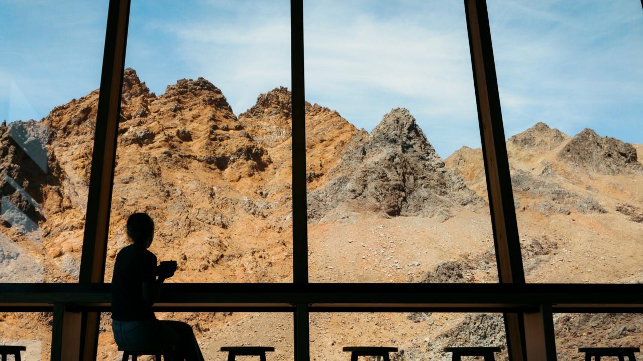 Against a backdrop of the Ngā Tohu, Pinnacles Range