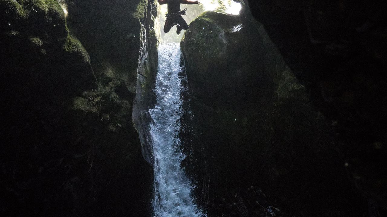 Jump into Shift Canyon