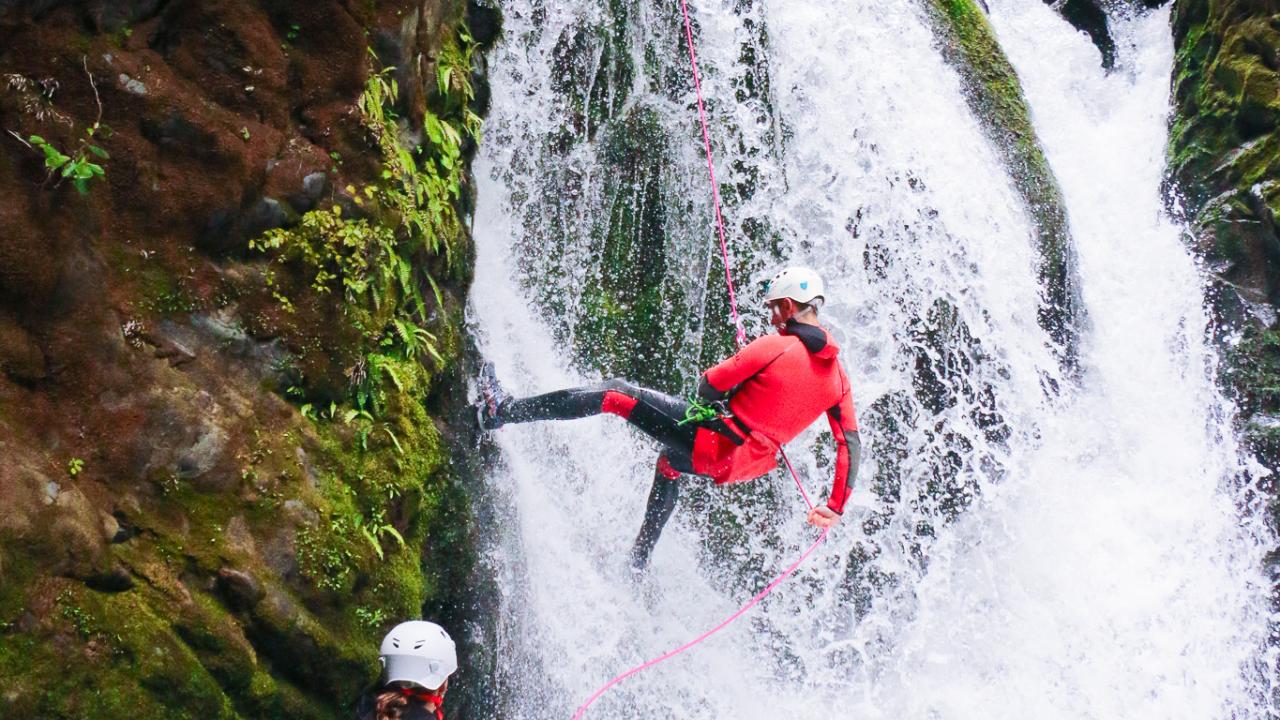 Abseiling into Hidden Falls 