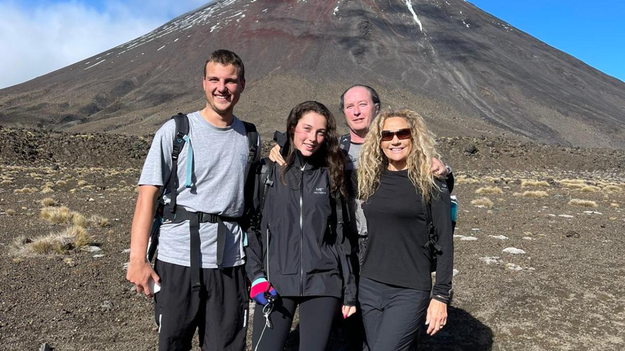 Tongariro Alpine Half Day Guided Walk.