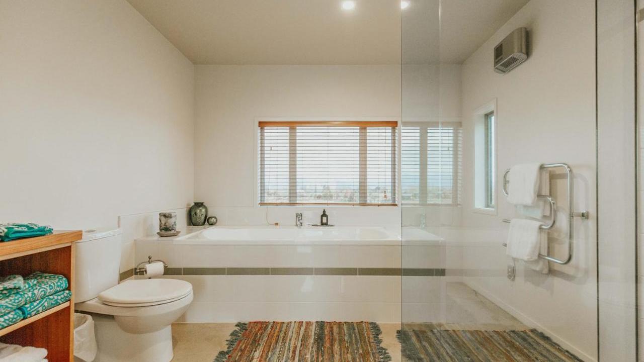 Master Bathroom, complete with bath