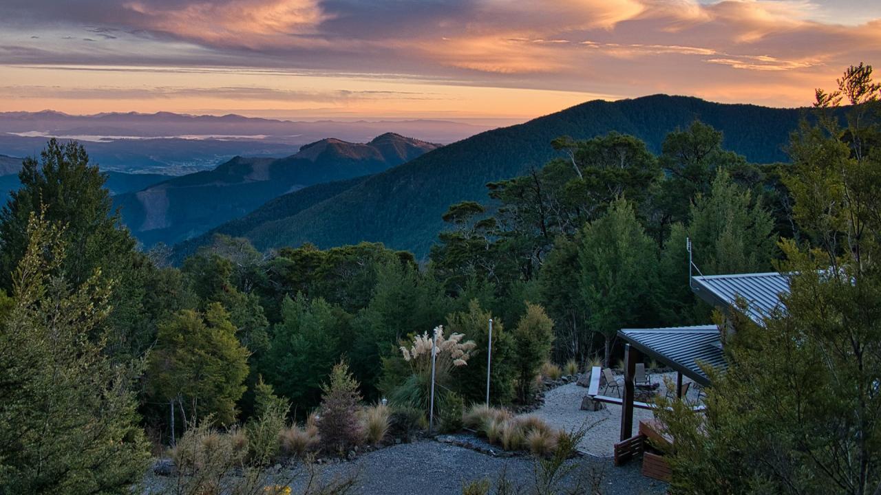 Sunrise at Gibbs Lodge.