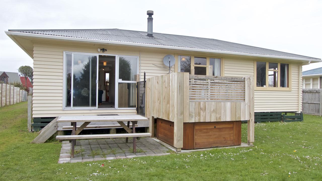Snowed Inn - Ohakune (Miro) Holiday Home
