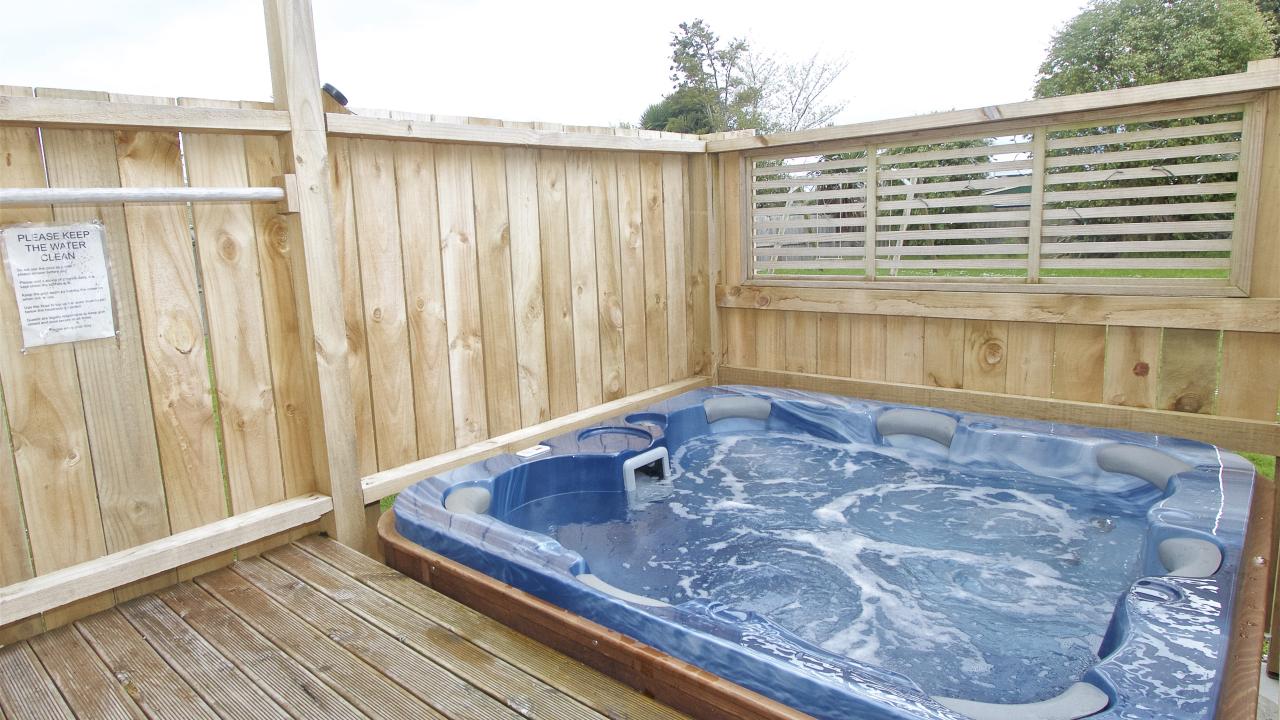 Snowed Inn - Ohakune (Miro) Holiday Home
