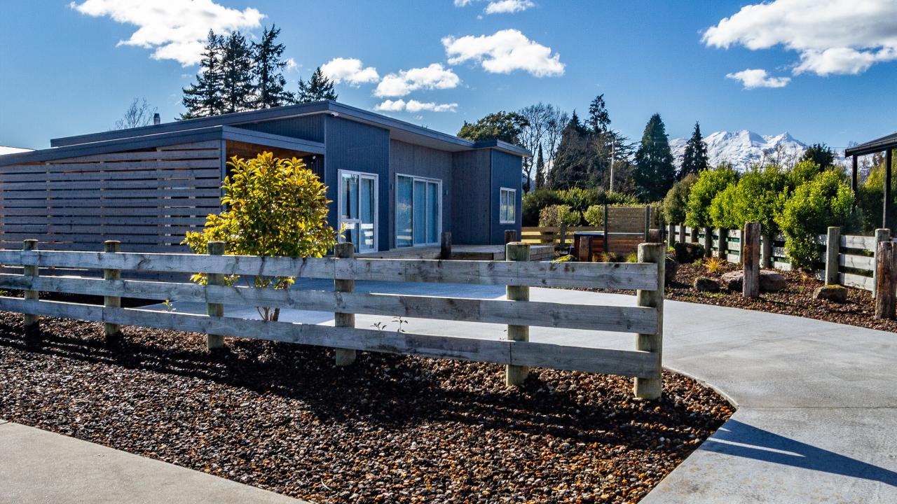 Family Retreat in Snowmass - Ohakune Holiday Home