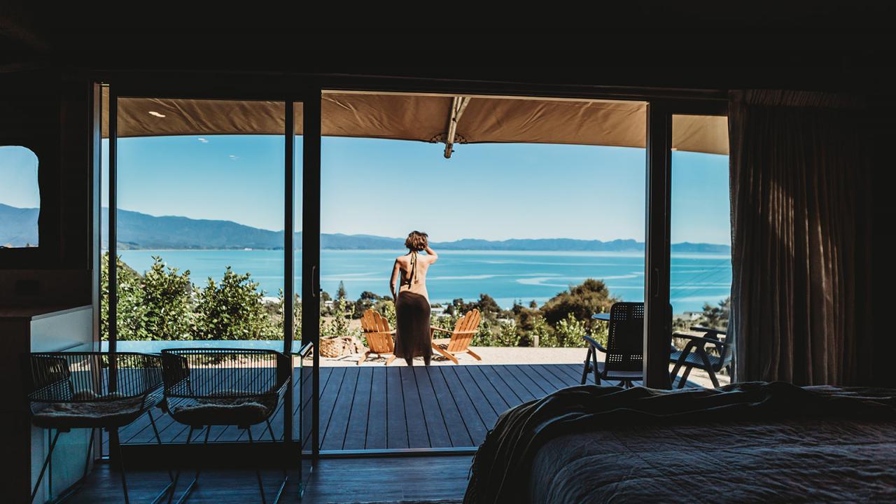 Lodge transfers and charters with Helicopters Nelson - Top of the South