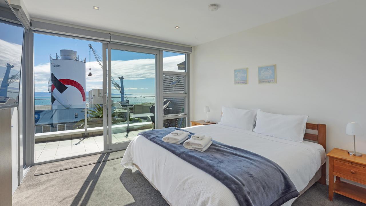 Master Bedroom with Super King bed