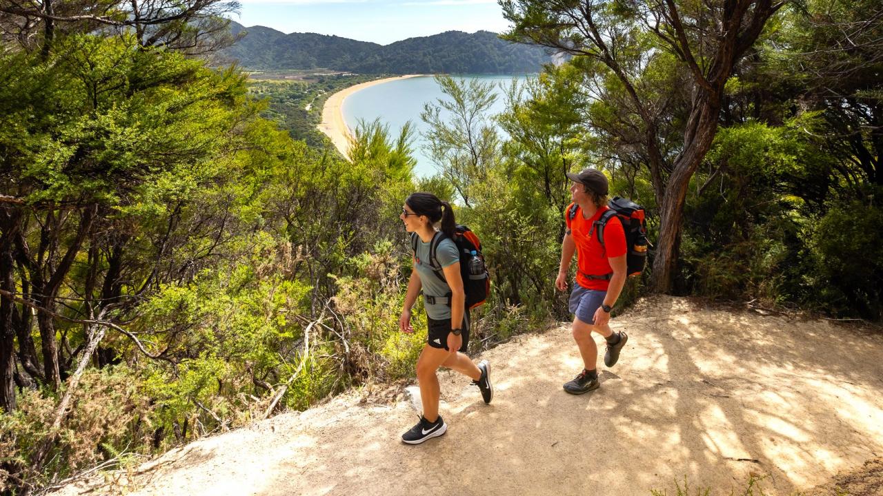 Walk Abel Tasman Coast Track