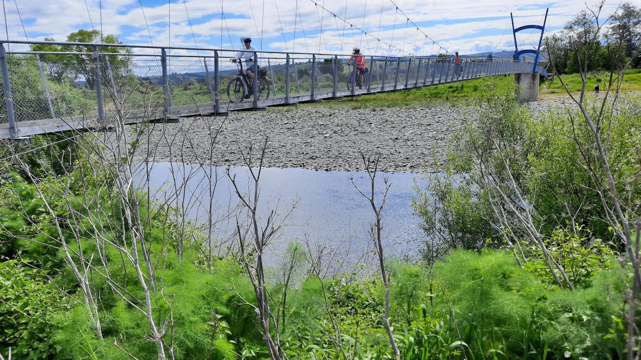 Brightwater swingbridge
