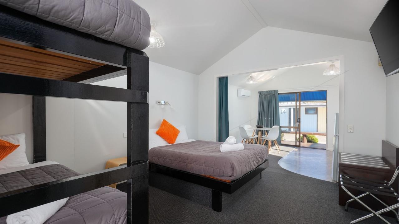 Ensuite cabin 1