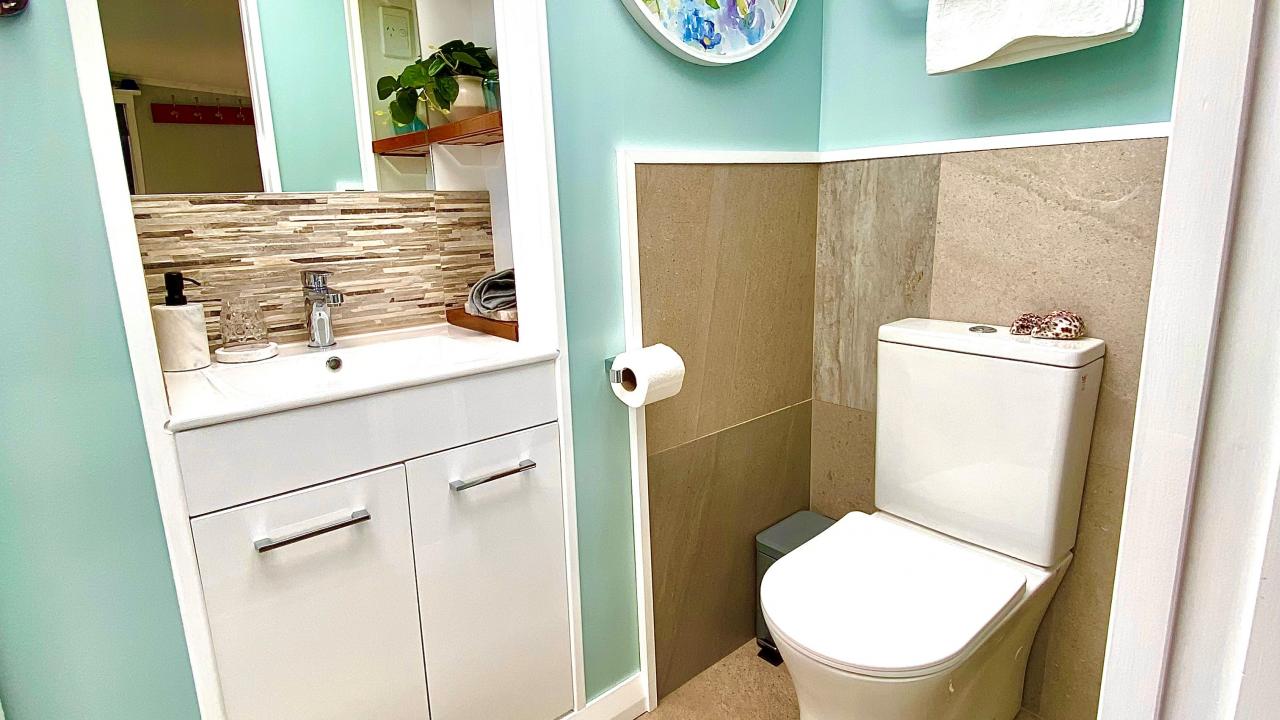 The Garden Rooms private ensuite 