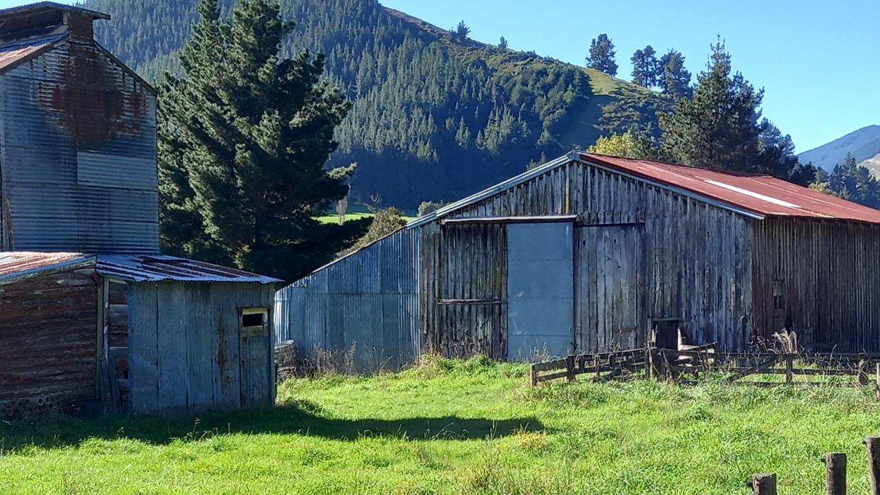 Old Hop Kiln near Tapawera