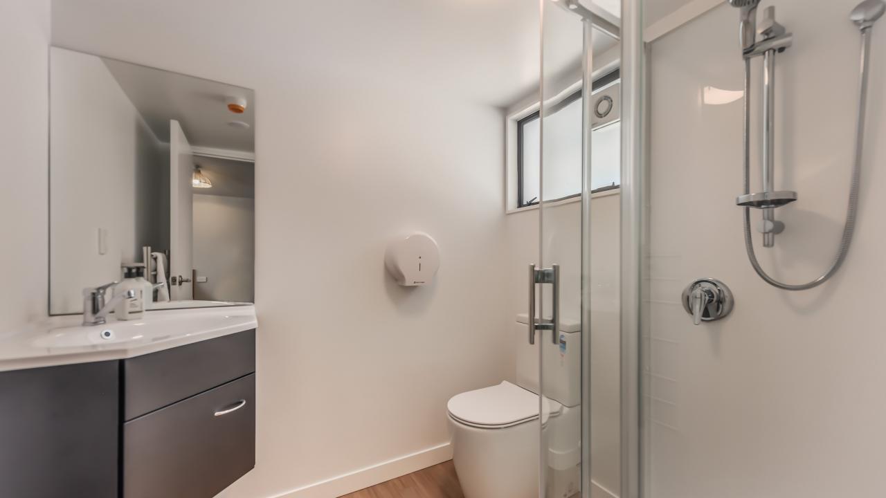 Ensuite Cabin Bathroom